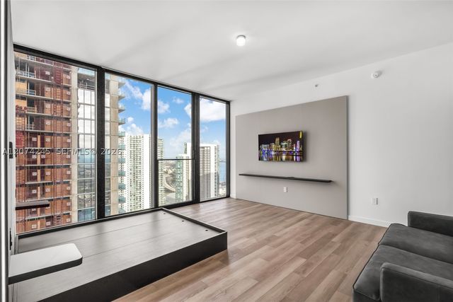 20 NE 11th Street 5102, Miami, FL 33132