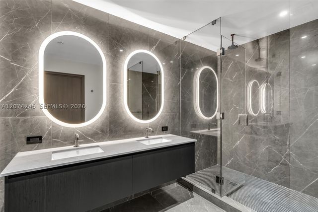 20 NE 11th Street 5102, Miami, FL 33132