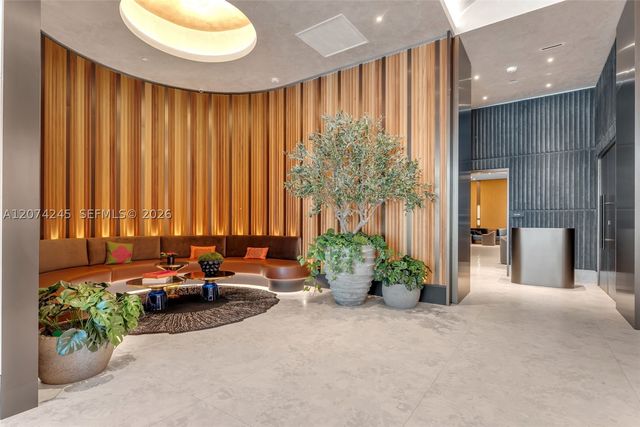 20 NE 11th Street 5102, Miami, FL 33132