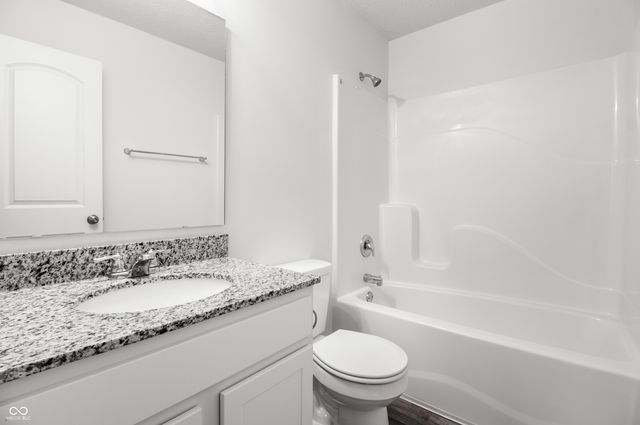 2227 S F Street, Elwood, IN 46036
