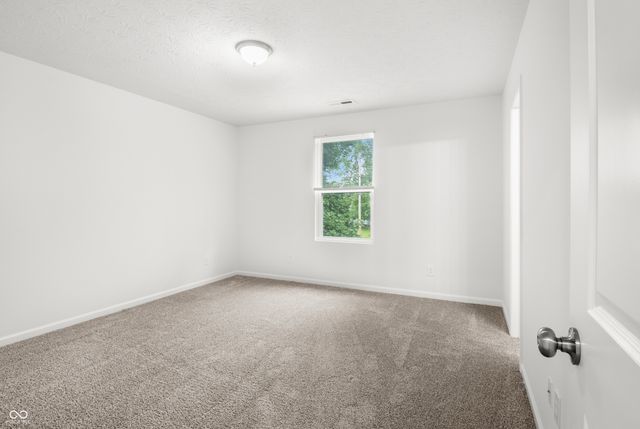 2227 S F Street, Elwood, IN 46036