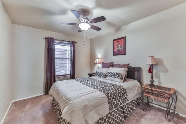 9215 Dunain Park Court, Houston, TX 77095