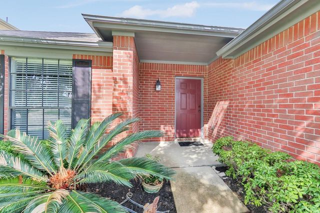 9215 Dunain Park Court, Houston, TX 77095