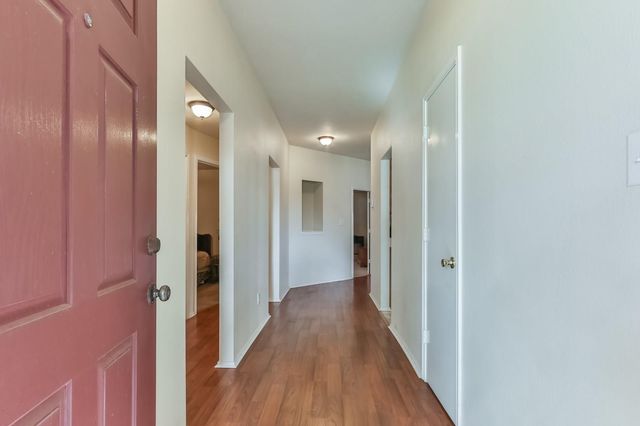 9215 Dunain Park Court, Houston, TX 77095