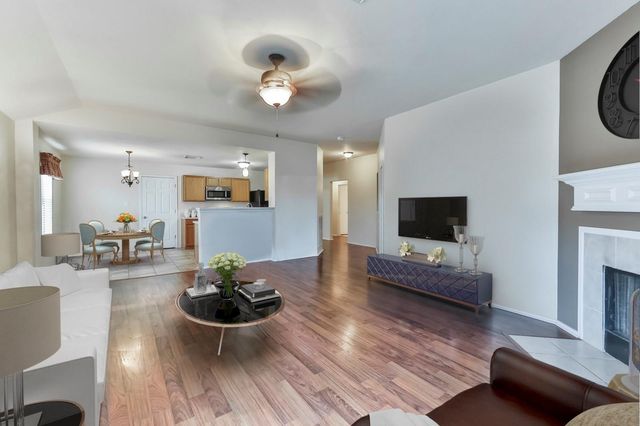 9215 Dunain Park Court, Houston, TX 77095