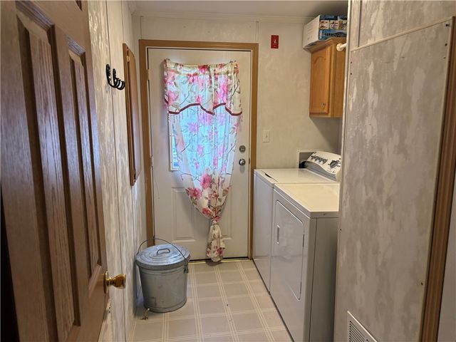 15 Kelly Lane, Coventry, RI 02816