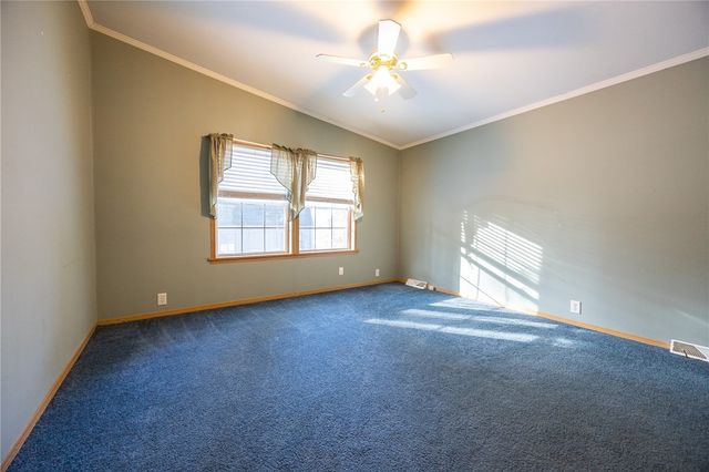 15 Kelly Lane, Coventry, RI 02816