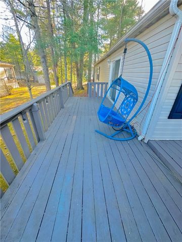 15 Kelly Lane, Coventry, RI 02816