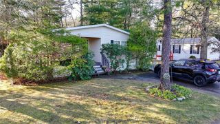 15 Kelly Lane, Coventry, RI 02816