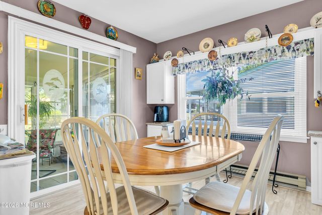 65 Chelsea Drive, Whiting, NJ 08759