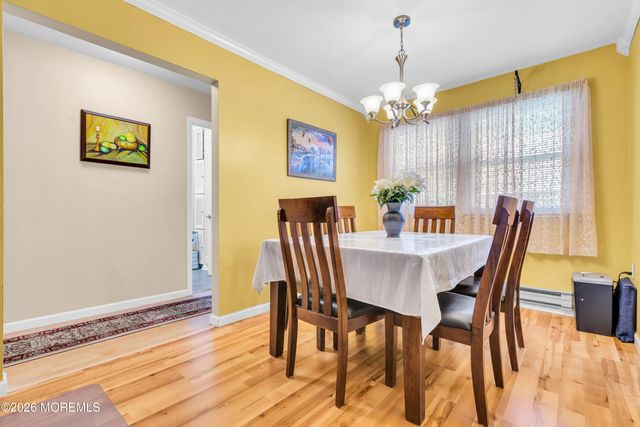 65 Chelsea Drive, Whiting, NJ 08759