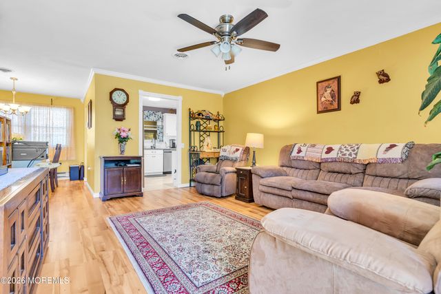 65 Chelsea Drive, Whiting, NJ 08759