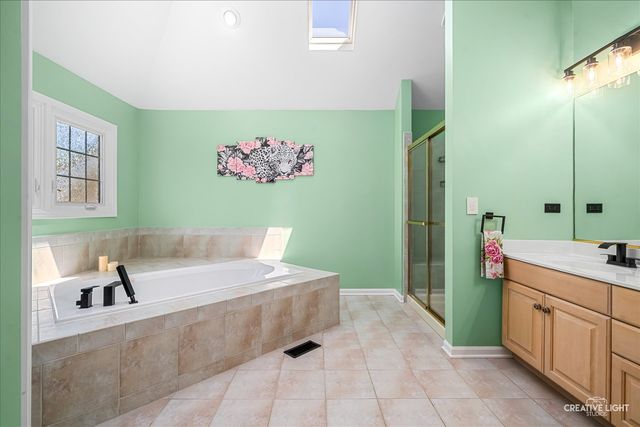 4303 Ariel Court, Naperville, IL 60564