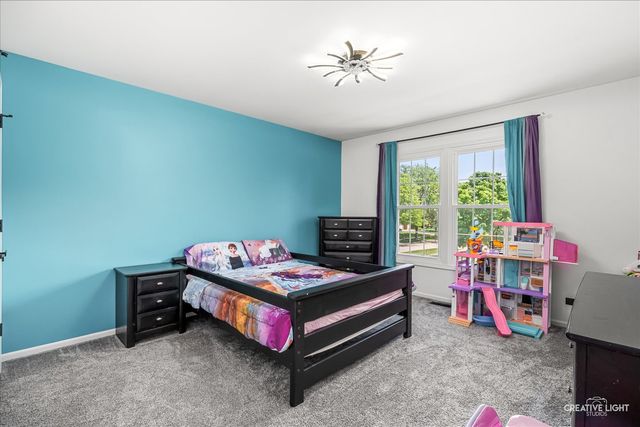 4303 Ariel Court, Naperville, IL 60564