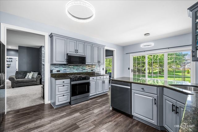 4303 Ariel Court, Naperville, IL 60564