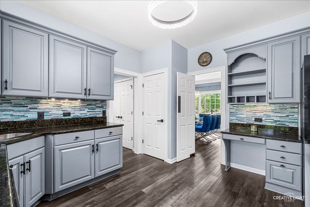 4303 Ariel Court, Naperville, IL 60564