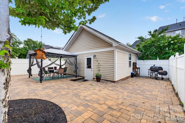 10102 Tolleson Avenue, Charlotte, NC 28277