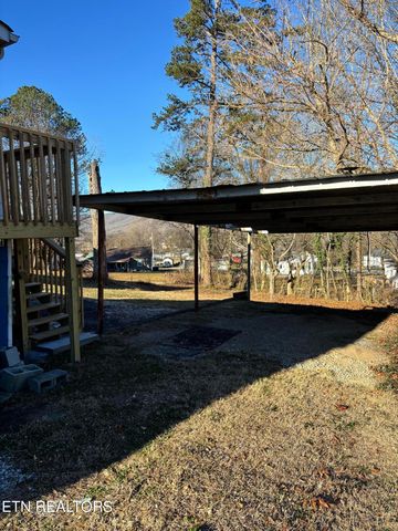 206 Long Drive, Harriman, TN 37748