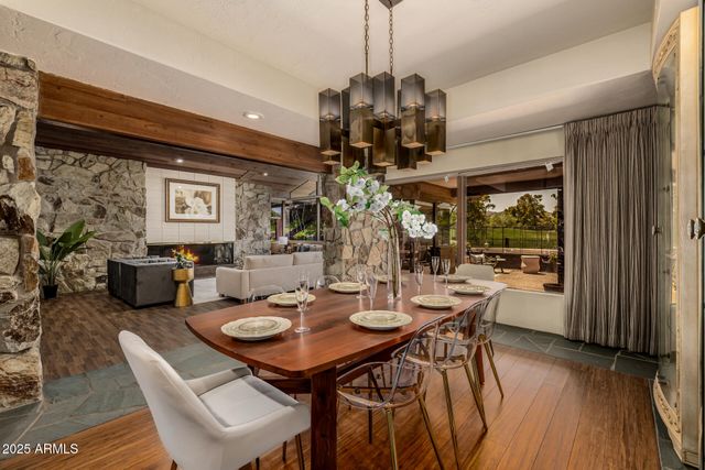 8424 N GOLF Drive, Paradise Valley, AZ 85253