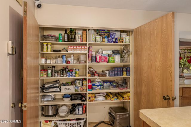 8424 N GOLF Drive, Paradise Valley, AZ 85253