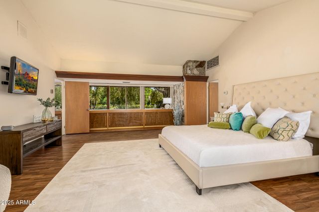 8424 N GOLF Drive, Paradise Valley, AZ 85253