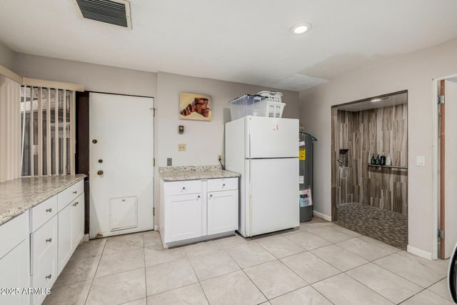 8424 N GOLF Drive, Paradise Valley, AZ 85253