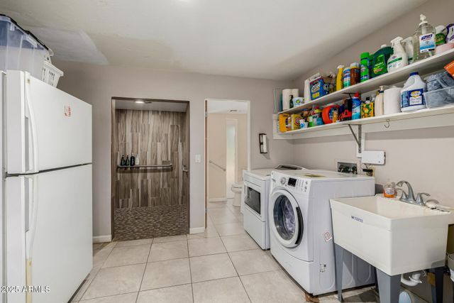 8424 N GOLF Drive, Paradise Valley, AZ 85253