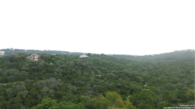 9876 Cash Mountain Rd, Helotes, TX 78023