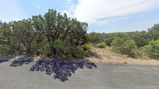 9876 Cash Mountain Rd, Helotes, TX 78023