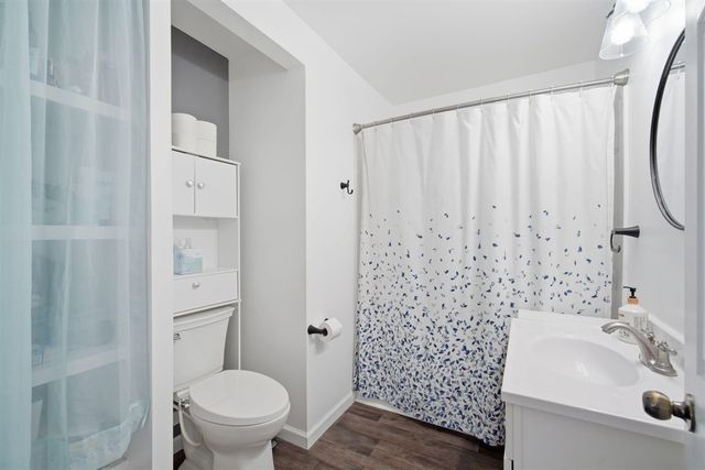 298 Ackerson Lake Drive, Jackson, MI 49201