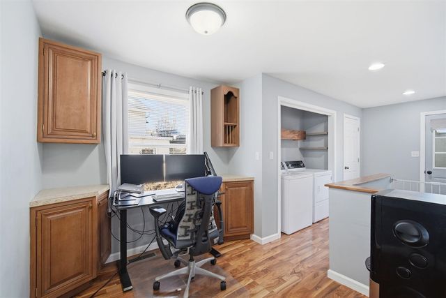 298 Ackerson Lake Drive, Jackson, MI 49201