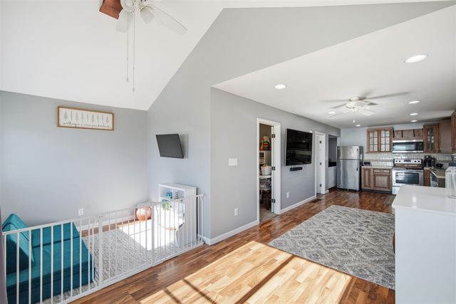 298 Ackerson Lake Drive, Jackson, MI 49201