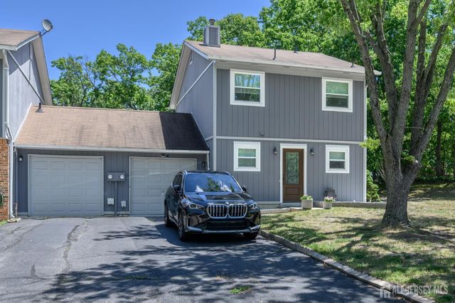 16 Finch Road, Howell, NJ 07731