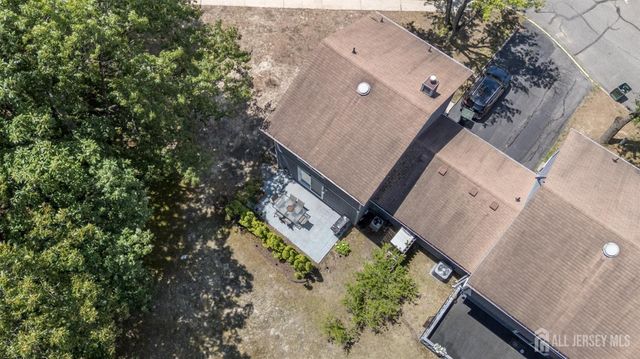 16 Finch Road, Howell, NJ 07731