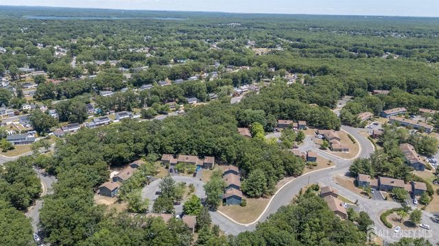 16 Finch Road, Howell, NJ 07731