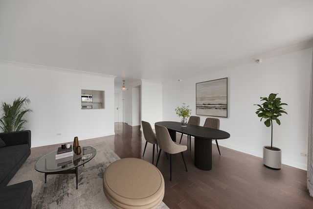 10 E Ontario Street 4501, Chicago, IL 60611