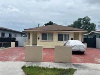 28 E 20th Street 1, Hialeah, FL 33010