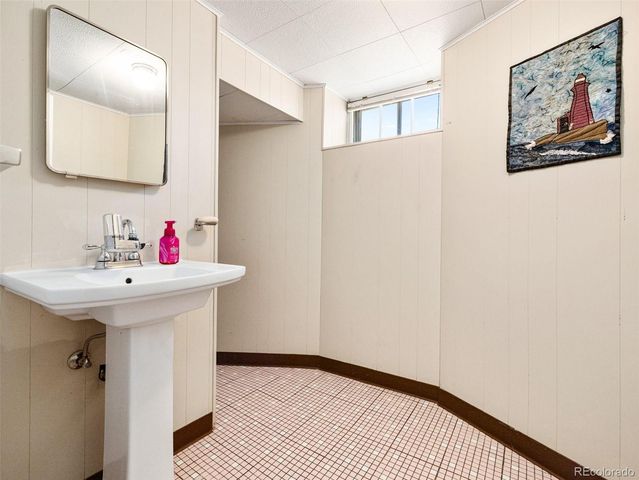 2932 8th Avenue, Pueblo, CO 81008