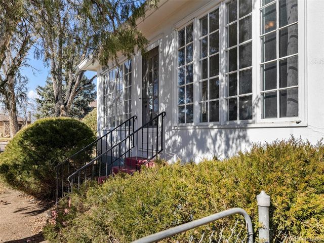 2932 8th Avenue, Pueblo, CO 81008