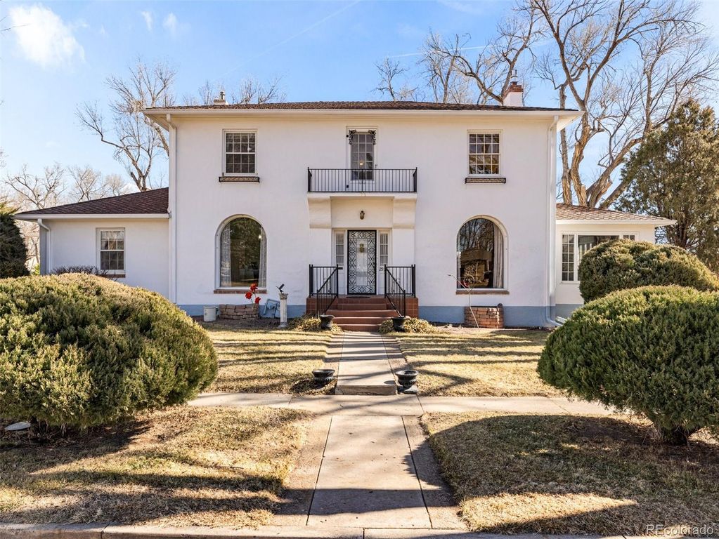 2932 8th Avenue, Pueblo, CO 81008