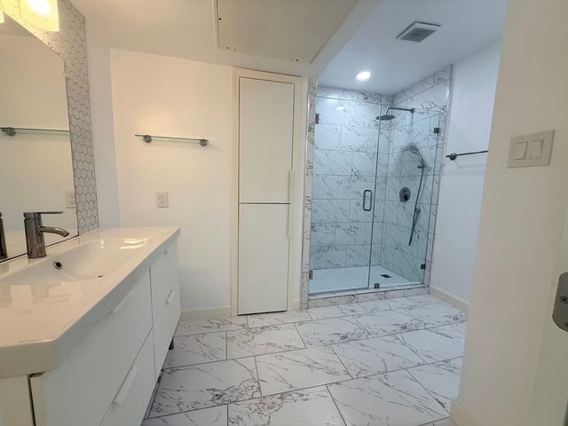 7155 Fair Oaks Avenue 22, Dallas, TX 75231