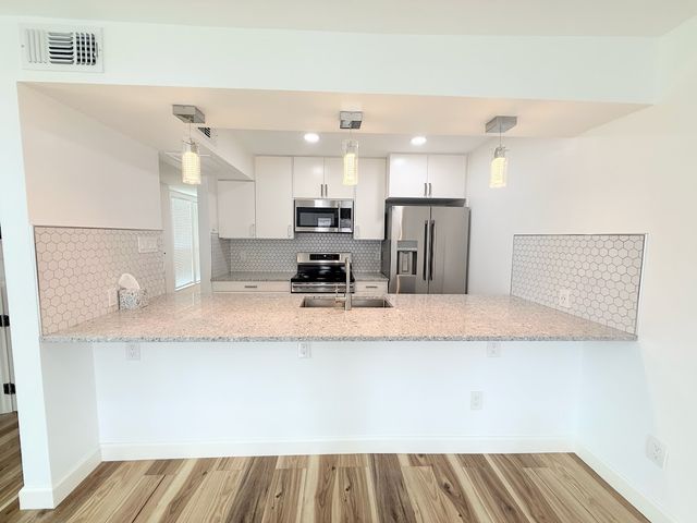 7155 Fair Oaks Avenue 22, Dallas, TX 75231