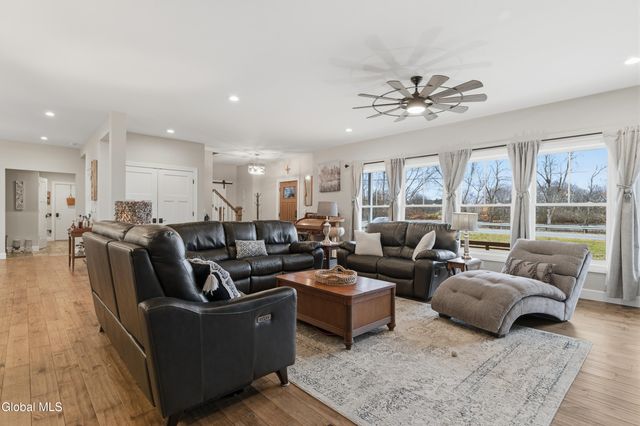 1633 W River Road, Moreau, NY 12831