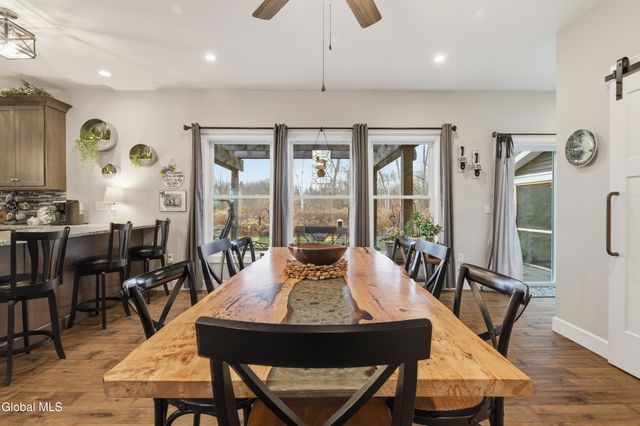 1633 W River Road, Moreau, NY 12831