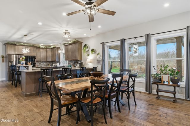 1633 W River Road, Moreau, NY 12831