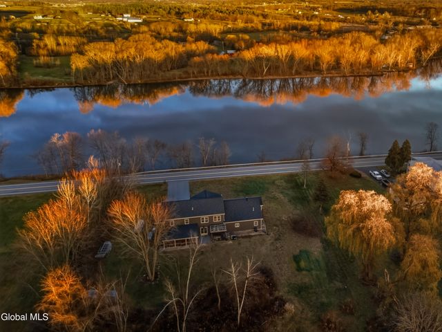 1633 W River Road, Moreau, NY 12831