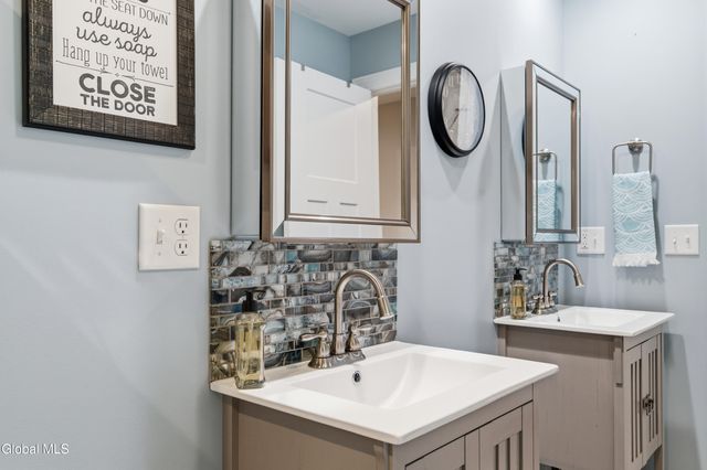 1633 W River Road, Moreau, NY 12831