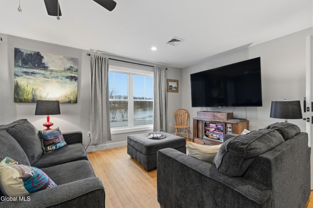 1633 W River Road, Moreau, NY 12831