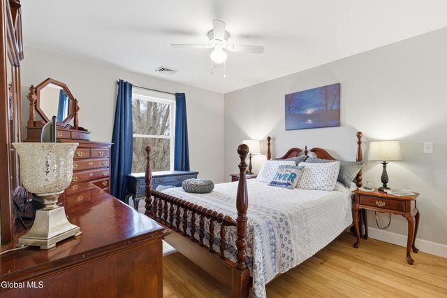 1633 W River Road, Moreau, NY 12831