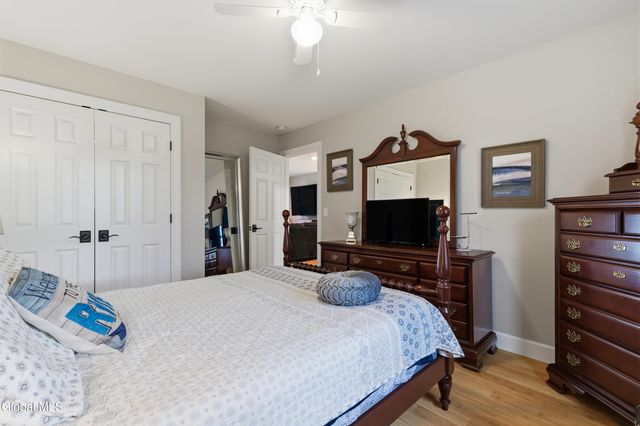 1633 W River Road, Moreau, NY 12831